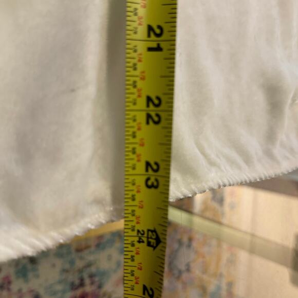 Velvet by Graham & Spencer Nancy Silk Velvet Top Ivory White Large Quiet Luxury - Picture 11 of 11